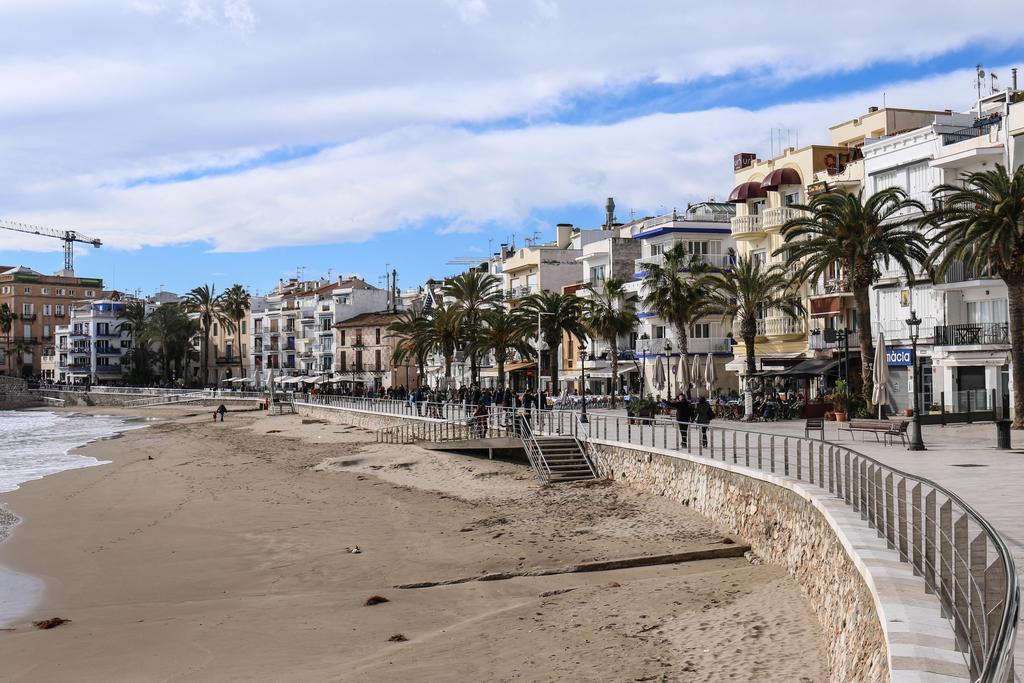 Way To Bcn Sitges Lägenhet Exteriör bild